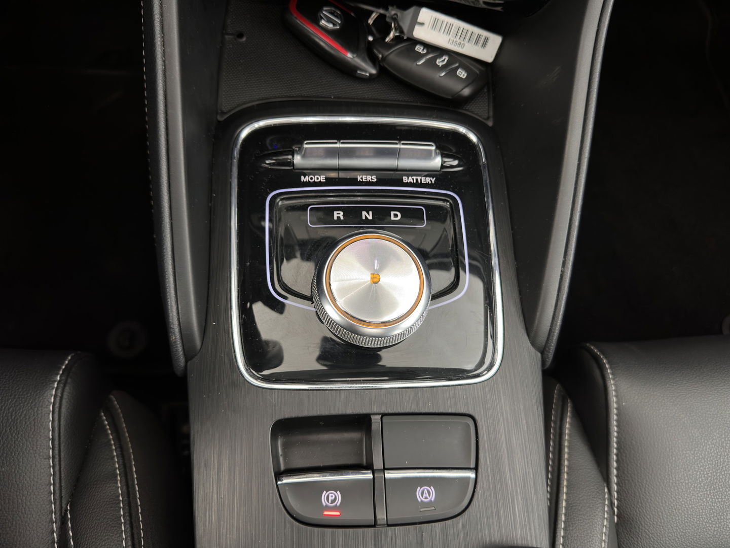 MG ZS EV Luxury 45 kWh Aut. *PANO | LUXURY-LEATHER | CCS-FASTLOADER | KEYLESS | NAVI-FULLMAP | ADAPTIVE-CRUISE | CAMERA | HEATED-SPORTSEATS | CARPLAY | BLINDSPOT | DAB | LANE-ASSIST | PRIVACY-GLASS | 17''ALU*