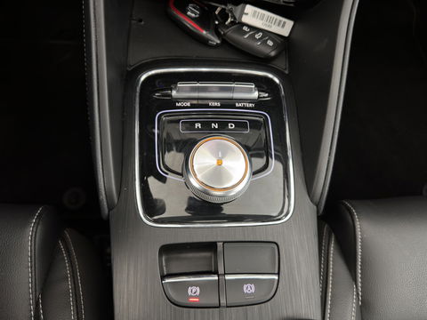 MG ZS EV Luxury 45 kWh Aut. *PANO | LUXURY-LEATHER | CCS-FASTLOADER | KEYLESS | NAVI-FULLMAP | ADAPTIVE-CRUISE | CAMERA | HEATED-SPORTSEATS | CARPLAY | BLINDSPOT | DAB | LANE-ASSIST | PRIVACY-GLASS | 17''ALU*