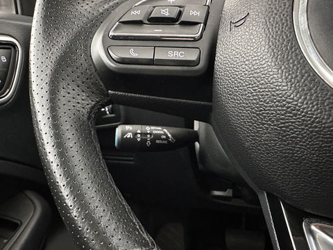 MG ZS EV Luxury 45 kWh Aut. *PANO | LUXURY-LEATHER | CCS-FASTLOADER | KEYLESS | NAVI-FULLMAP | ADAPTIVE-CRUISE | CAMERA | HEATED-SPORTSEATS | CARPLAY | BLINDSPOT | DAB | LANE-ASSIST | PRIVACY-GLASS | 17''ALU*