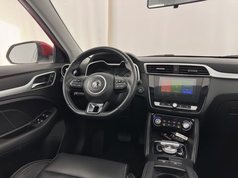 MG ZS EV Luxury 45 kWh Aut. *PANO | LUXURY-LEATHER | CCS-FASTLOADER | KEYLESS | NAVI-FULLMAP | ADAPTIVE-CRUISE | CAMERA | HEATED-SPORTSEATS | CARPLAY | BLINDSPOT | DAB | LANE-ASSIST | PRIVACY-GLASS | 17''ALU*