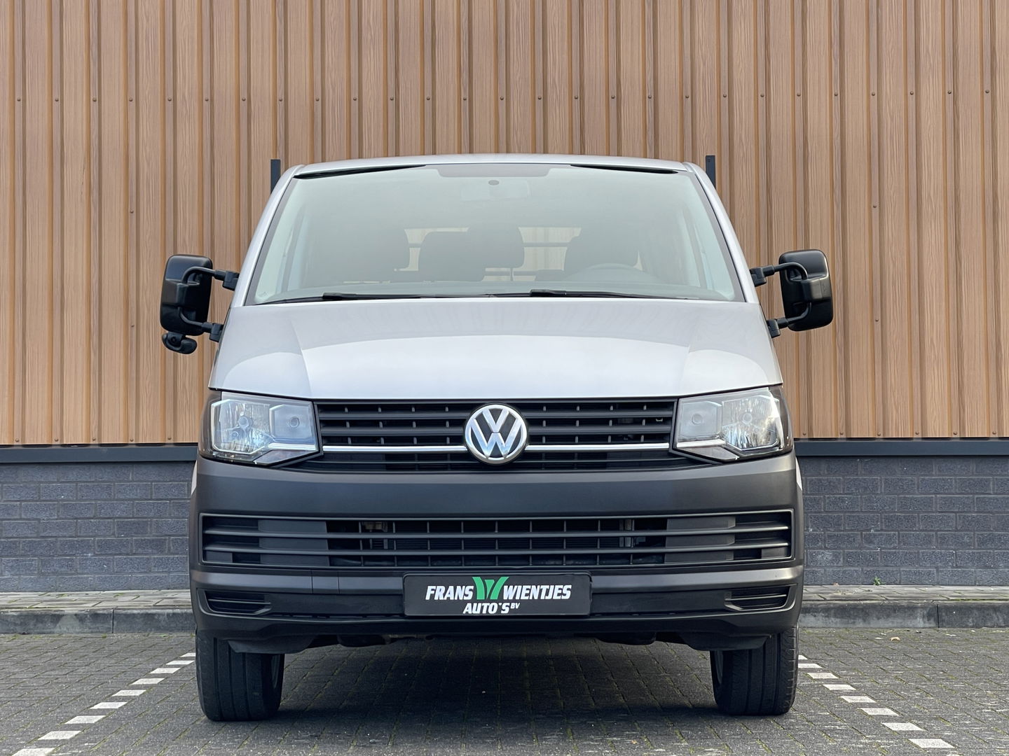 Volkswagen Transporter 2.0 TDI L2H1 DC | BTW |  Pick-up! | 6 Pers. | Trekhaak | Apple Carplay | Cruise Control | Stop&GO | Airconditioning |