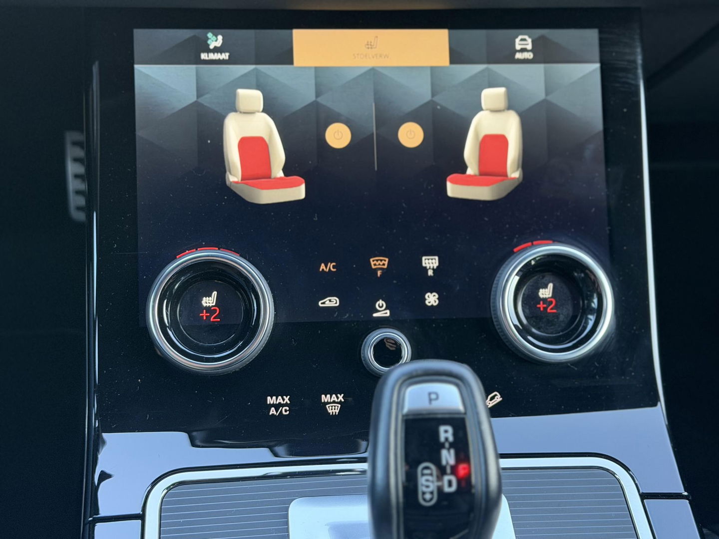 Land Rover Range Rover Evoque 1.5 P300e AWD R-Dynamic SE Black Style|Schuif/Kantel dak|Sfeer|Meridian|Memory|ACC|Winterpakket|Trekhaak