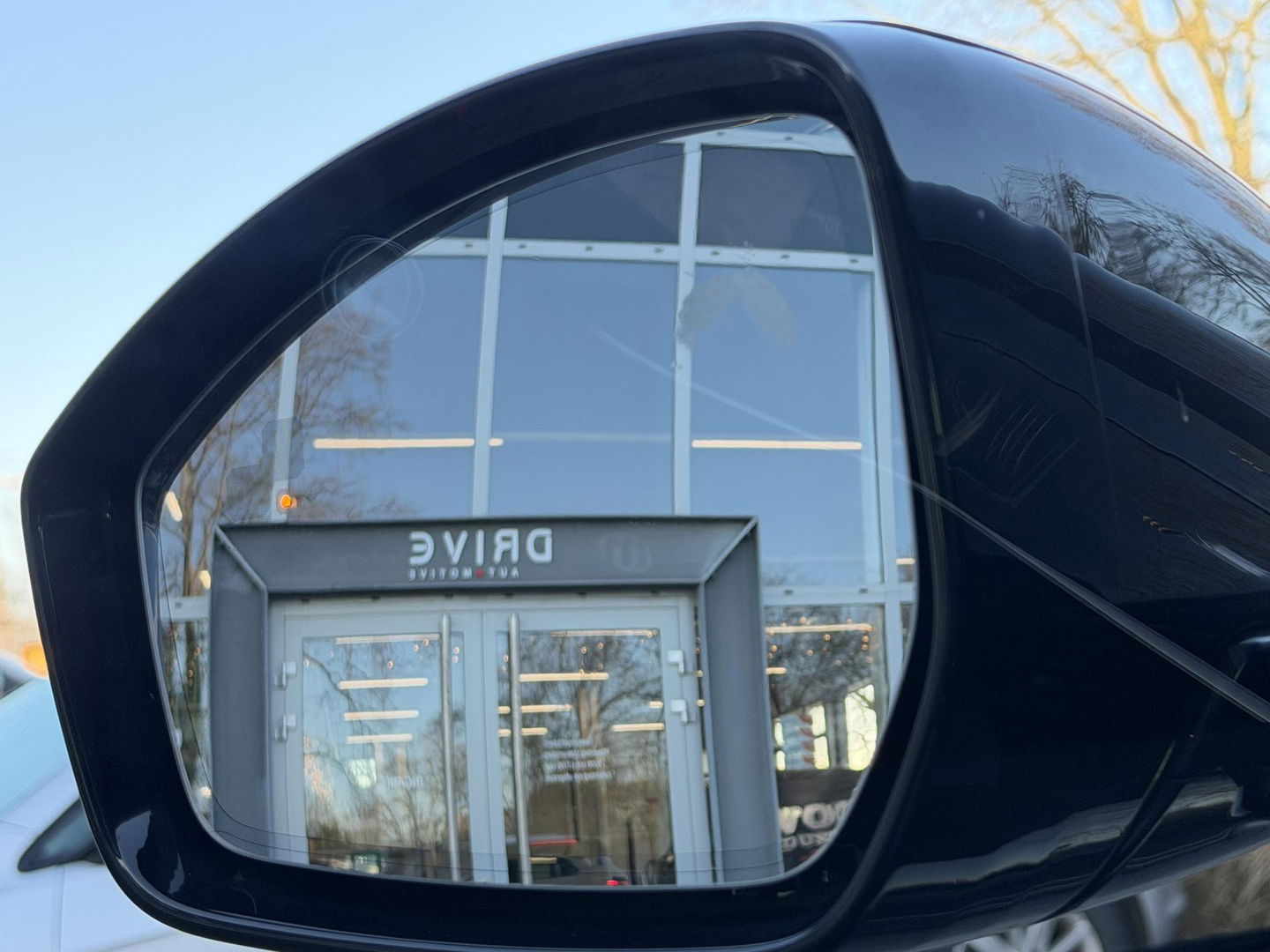 Land Rover Range Rover Evoque 1.5 P300e AWD R-Dynamic SE Black Style|Schuif/Kantel dak|Sfeer|Meridian|Memory|ACC|Winterpakket|Trekhaak