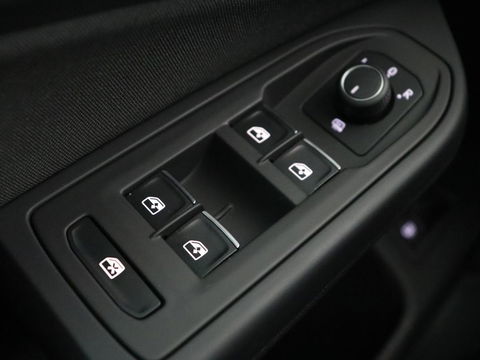 Volkswagen Golf 1.4 eHybrid GTE | Camera | Adaptive cruise | Carplay | Navigatie | Sportstoelen | Full LED | Sfeerverlichting | PHEV