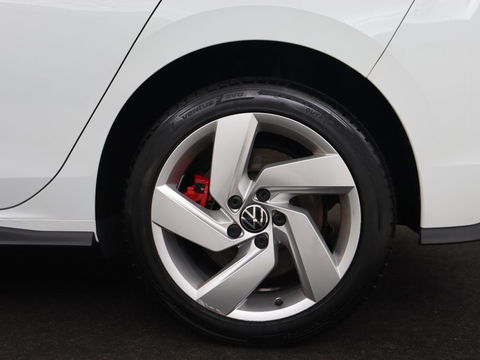 Volkswagen Golf 1.4 eHybrid GTE | Camera | Adaptive cruise | Carplay | Navigatie | Sportstoelen | Full LED | Sfeerverlichting | PHEV