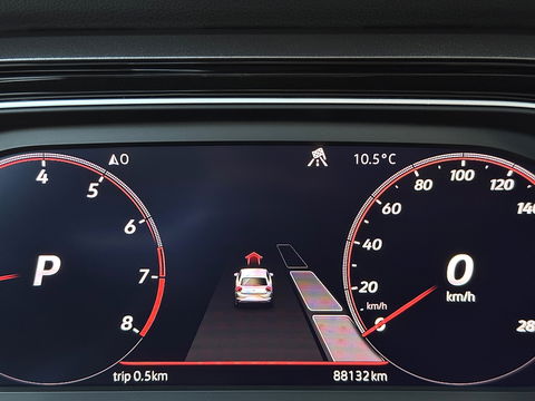 Volkswagen Polo 2.0 TSI GTI | Panoramdak | Apple Carplay | Beats Audio | Rijmodusregeling | Adaptive Cruise Control | Parkeersensoren | Keyless | Dodehoeksensor | Stoelverwarming |