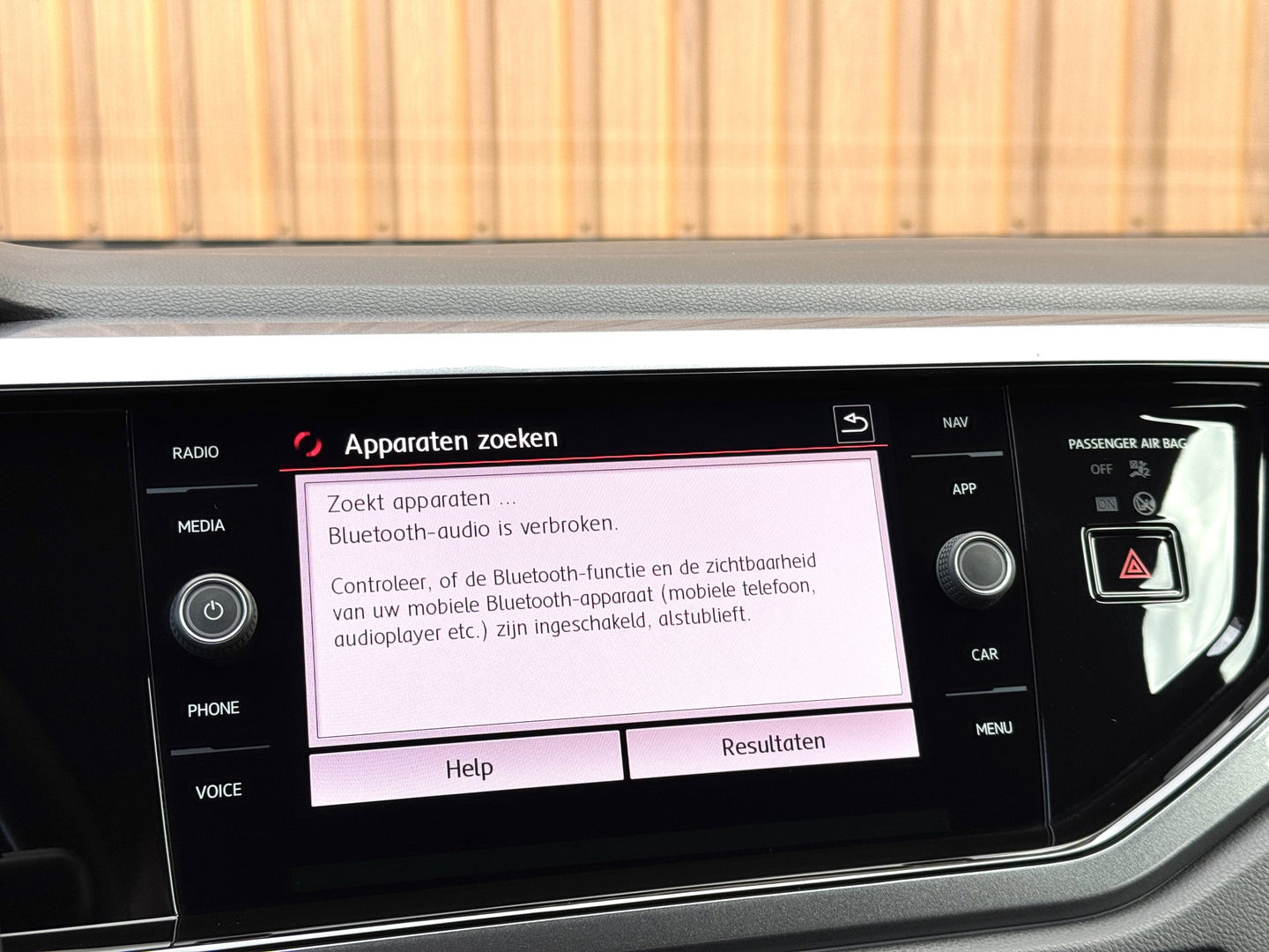 Volkswagen Polo 2.0 TSI GTI | Panoramdak | Apple Carplay | Beats Audio | Rijmodusregeling | Adaptive Cruise Control | Parkeersensoren | Keyless | Dodehoeksensor | Stoelverwarming |