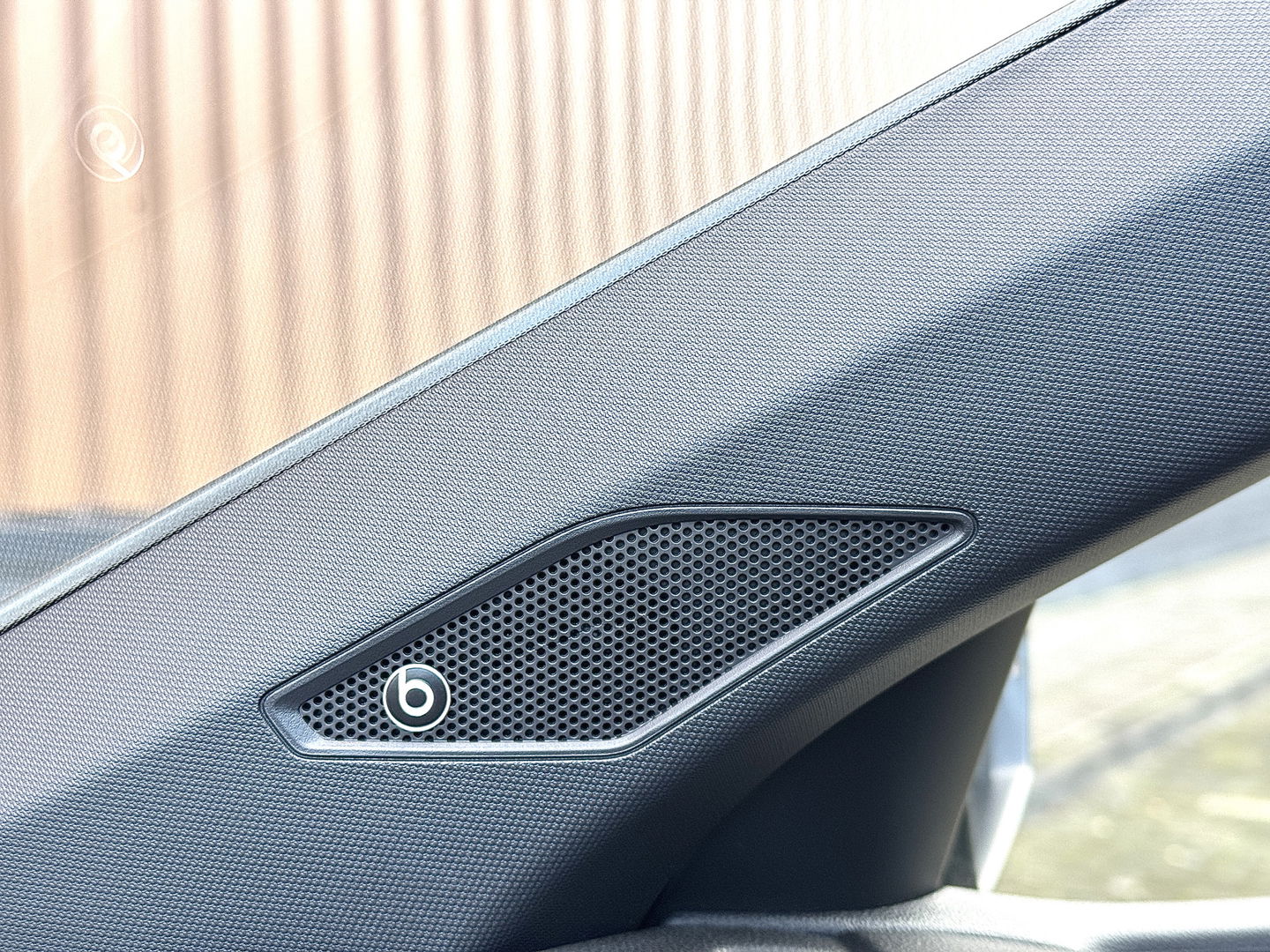 Volkswagen Polo 2.0 TSI GTI | Panoramdak | Apple Carplay | Beats Audio | Rijmodusregeling | Adaptive Cruise Control | Parkeersensoren | Keyless | Dodehoeksensor | Stoelverwarming |