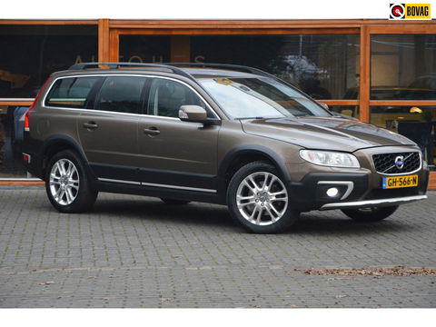 Volvo XC70 D5 AWD Classic Edition | 5 Cilinder | Camera | Trekhaak 2100KG | Stoelverwarming | Standkachel | VOC |