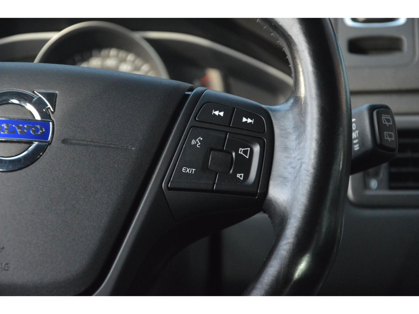 Volvo XC70 D5 AWD Classic Edition | 5 Cilinder | Camera | Trekhaak 2100KG | Stoelverwarming | Standkachel | VOC |