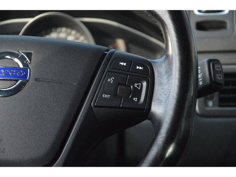 Volvo XC70 D5 AWD Classic Edition | 5 Cilinder | Camera | Trekhaak 2100KG | Stoelverwarming | Standkachel | VOC |