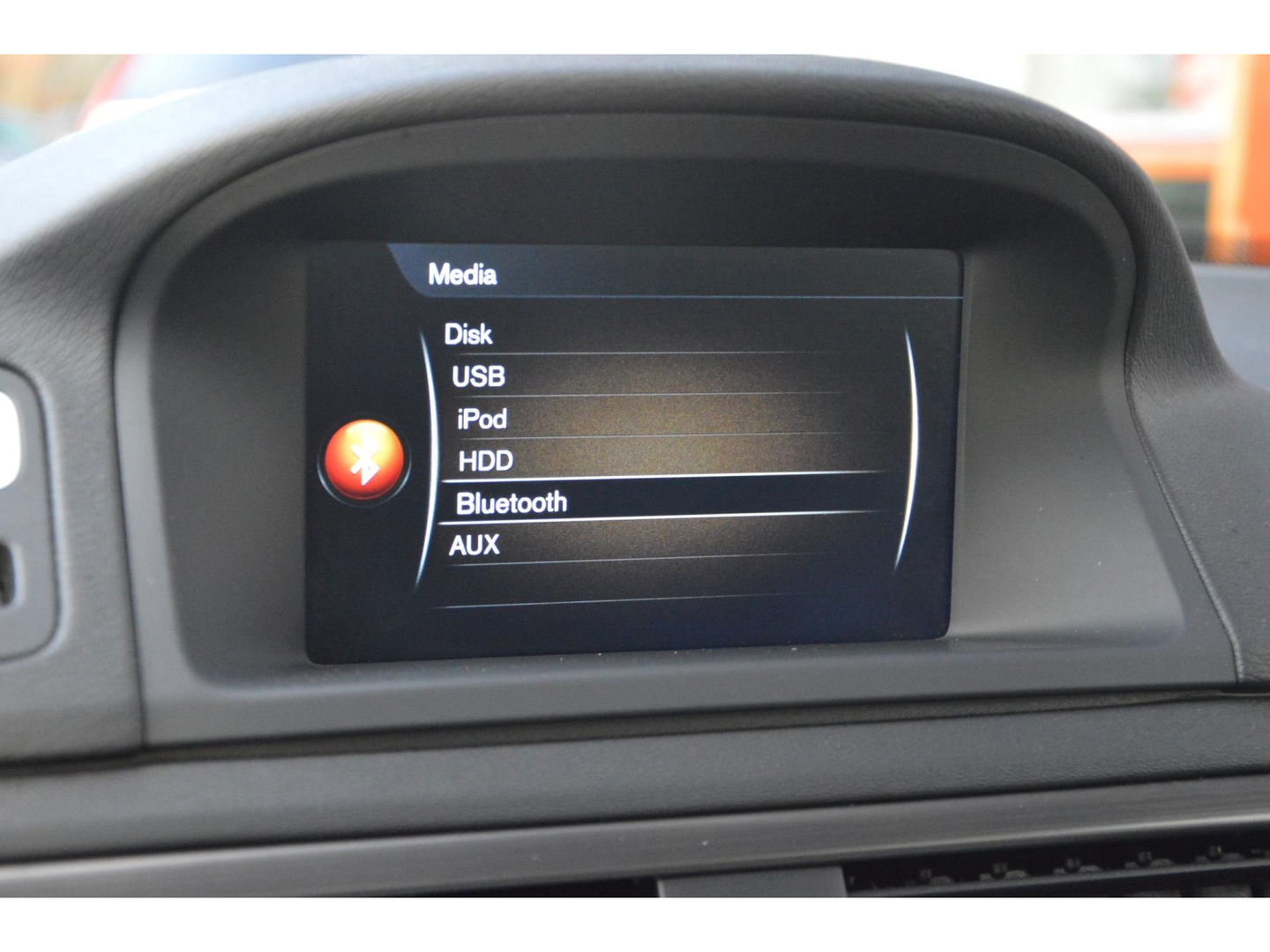 Volvo XC70 D5 AWD Classic Edition | 5 Cilinder | Camera | Trekhaak 2100KG | Stoelverwarming | Standkachel | VOC |