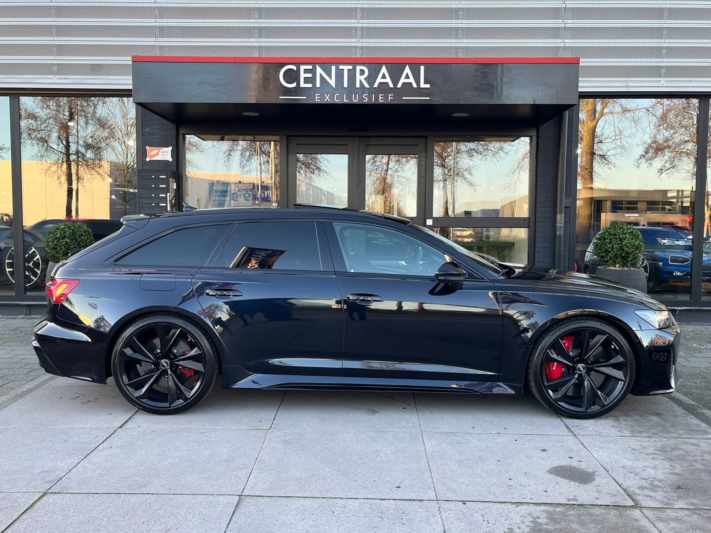 Audi RS6 Avant TFSI Quattro|Pano|Keramisch|B&O|4wiel-besturing|Head-Up|ACC|Memory|360Camera|Carplay|600PK