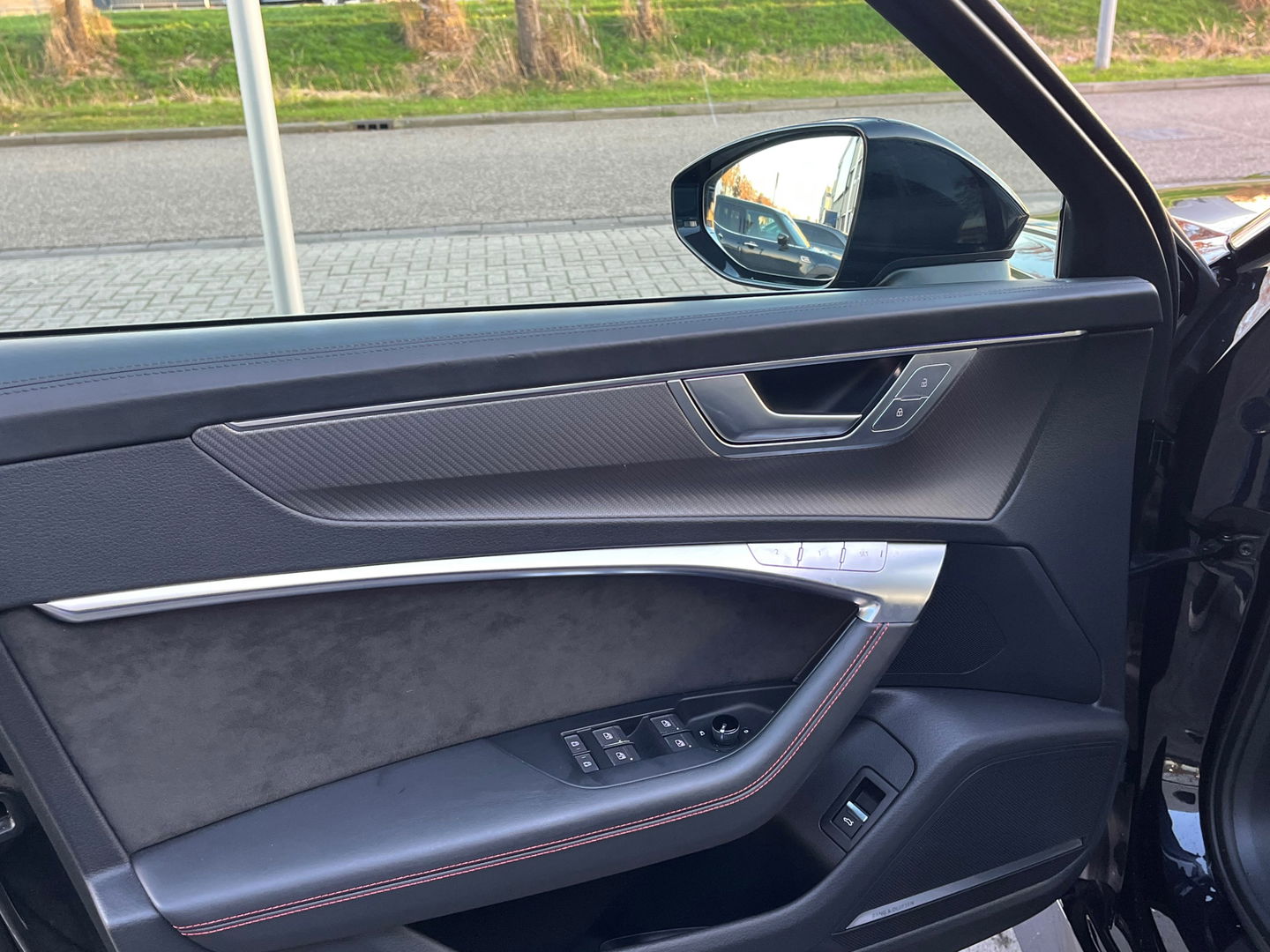Audi RS6 Avant TFSI Quattro|Pano|Keramisch|B&O|4wiel-besturing|Head-Up|ACC|Memory|360Camera|Carplay|600PK