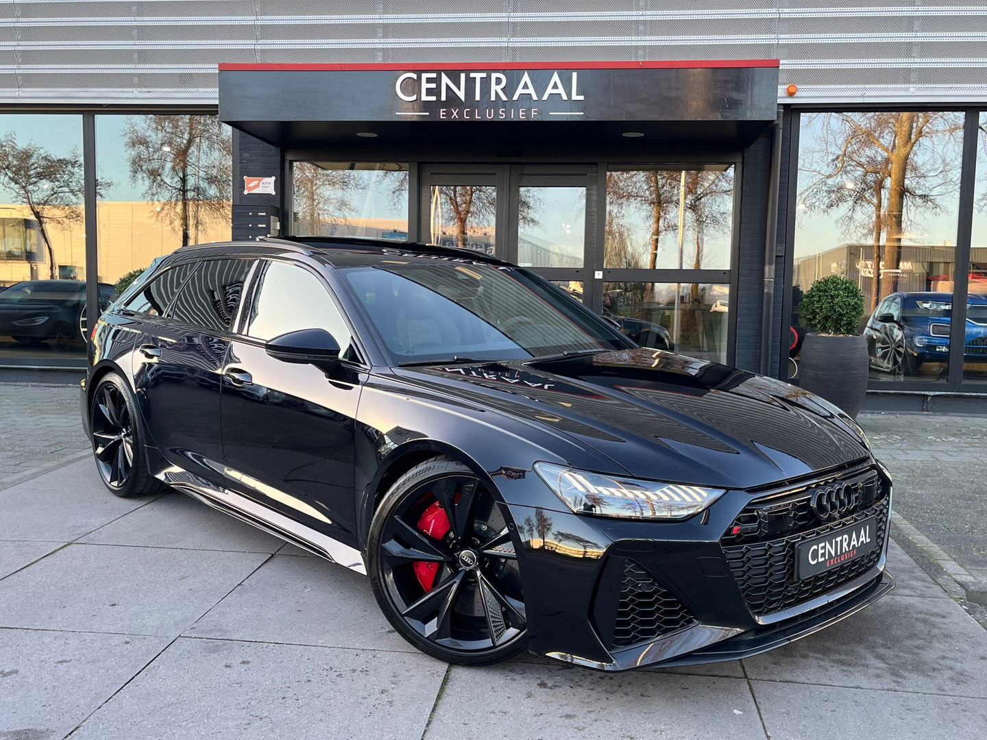 Audi RS6 Avant TFSI Quattro|Pano|Keramisch|B&O|4wiel-besturing|Head-Up|ACC|Memory|360Camera|Carplay|600PK