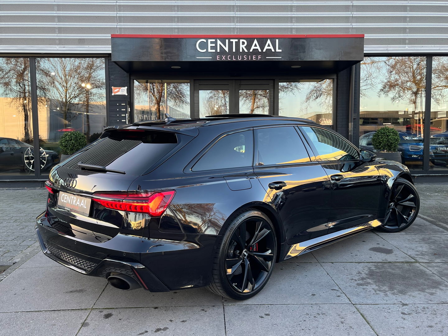 Audi RS6 Avant TFSI Quattro|Pano|Keramisch|B&O|4wiel-besturing|Head-Up|ACC|Memory|360Camera|Carplay|600PK