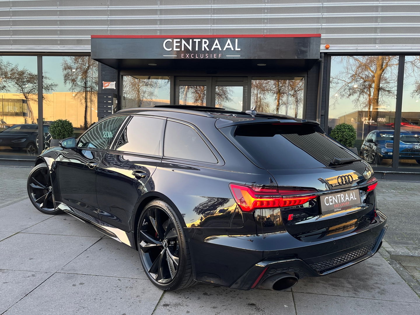 Audi RS6 Avant TFSI Quattro|Pano|Keramisch|B&O|4wiel-besturing|Head-Up|ACC|Memory|360Camera|Carplay|600PK