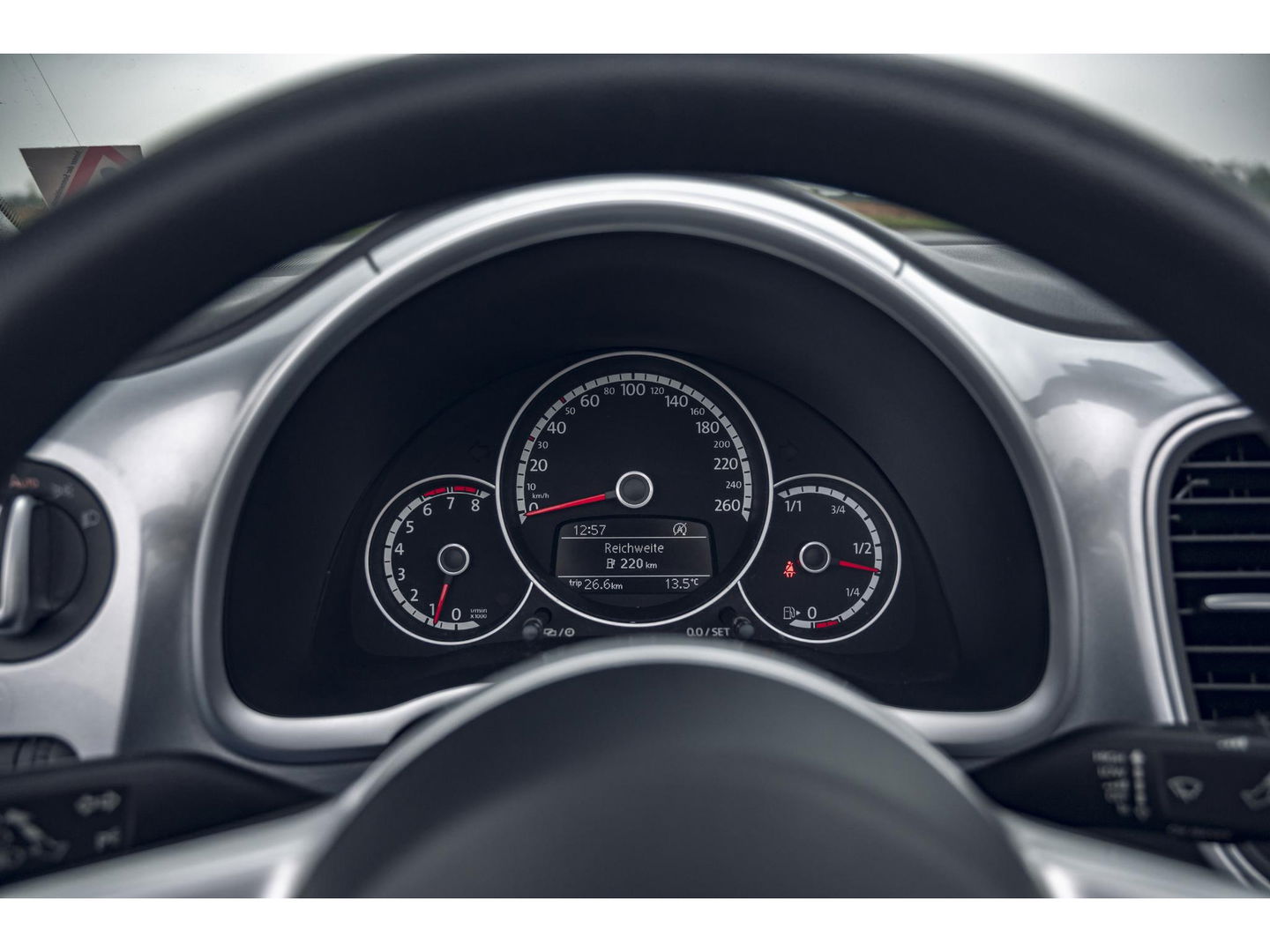 Volkswagen Beetle Cabriolet 1.2 TSI | LM VELGEN | ALL SEASON BANDEN | STOELVERWARMING