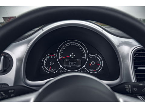 Volkswagen Beetle Cabriolet 1.2 TSI | LM VELGEN | ALL SEASON BANDEN | STOELVERWARMING