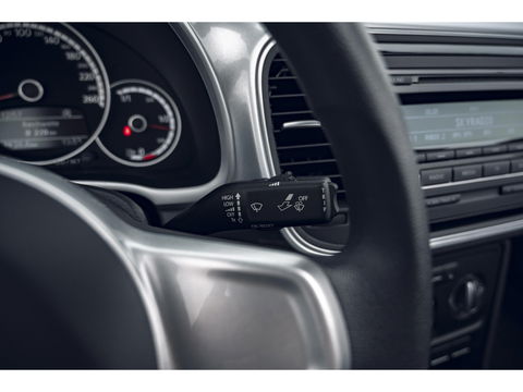 Volkswagen Beetle Cabriolet 1.2 TSI | LM VELGEN | ALL SEASON BANDEN | STOELVERWARMING