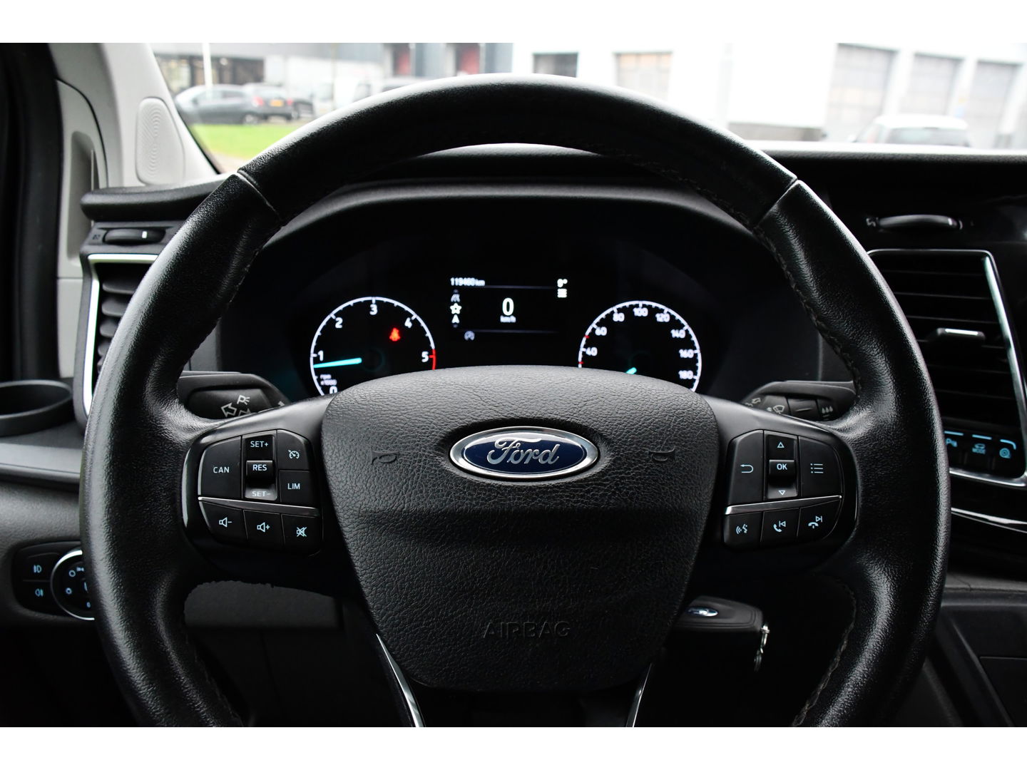 Ford Transit Custom 300 2.0 TDCI L1H1 Limited DC Raptor Edition Camera, Cruise, Carplay, 2 x Schuifdeur, LED, Stoelverwarming, 130pk, Automaat, Uniek!