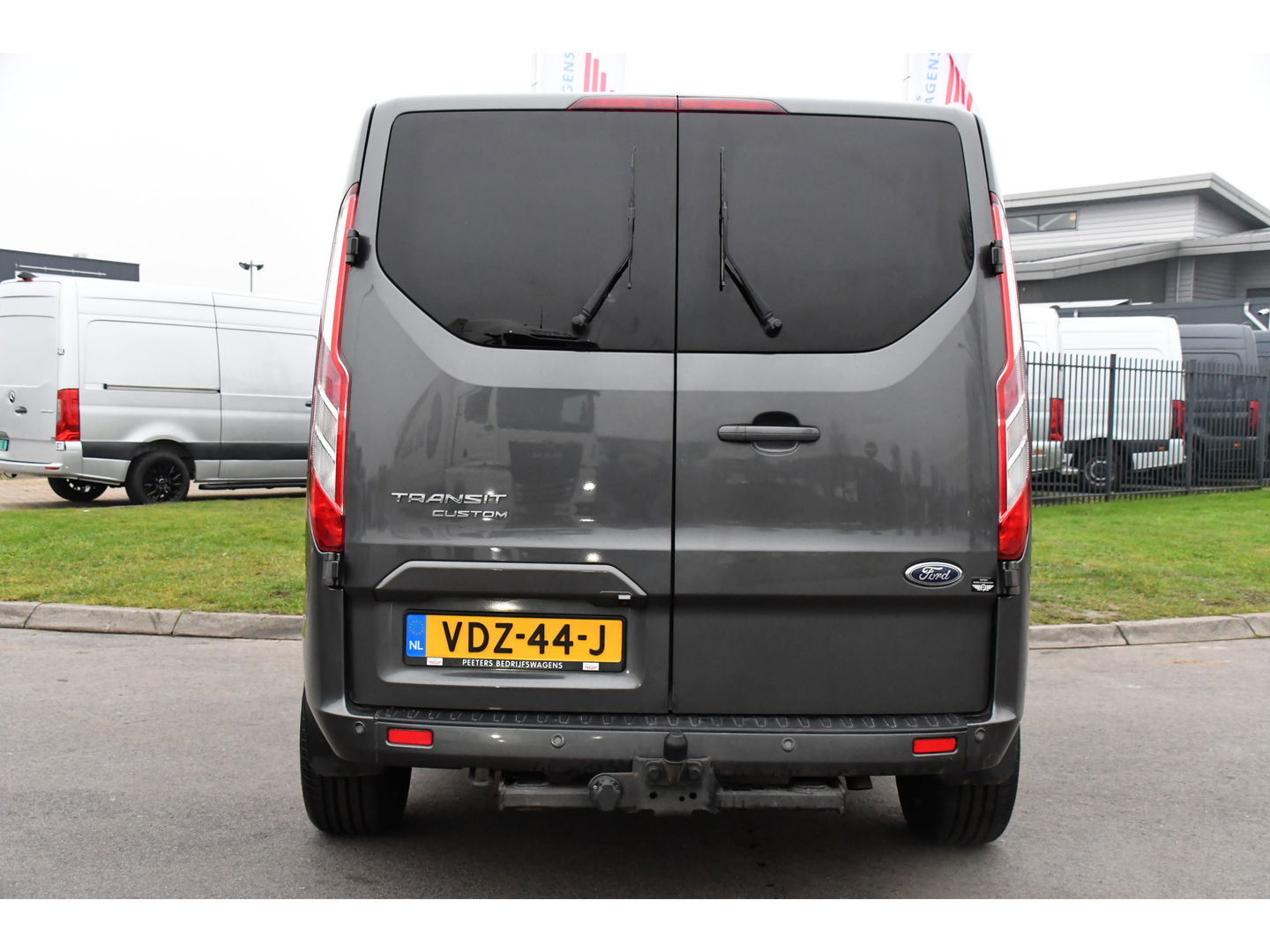 Ford Transit Custom 300 2.0 TDCI L1H1 Limited DC Raptor Edition Camera, Cruise, Carplay, 2 x Schuifdeur, LED, Stoelverwarming, 130pk, Automaat, Uniek!