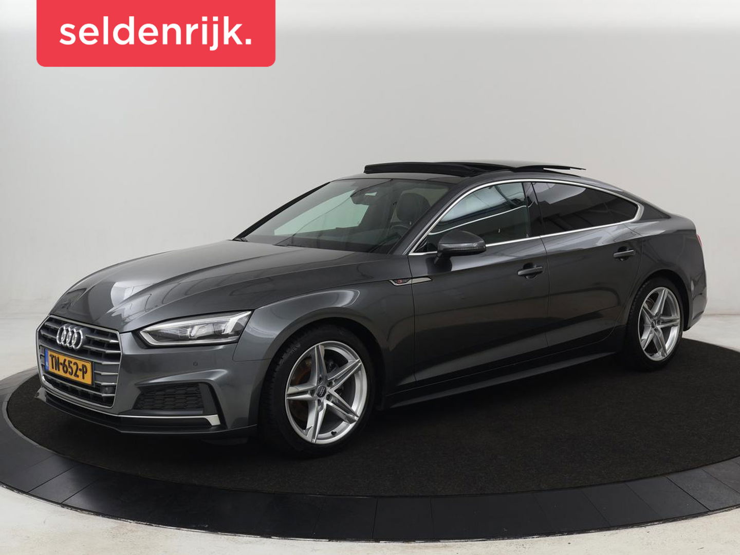 Audi A5 2.0 TFSI MHEV Sport S-line Edition | Panoramadak | Leder | Stoelverwarming | Camera | Memory | Navigatie | Full LED | Climate control | Bluetooth | Cruise control