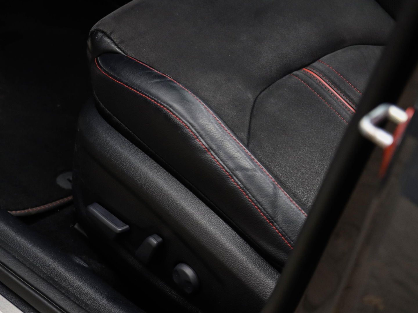 Kia ProCeed GT 1.6 T-GDI 204 DCT Automaat Trekhaak Pano JBL audio