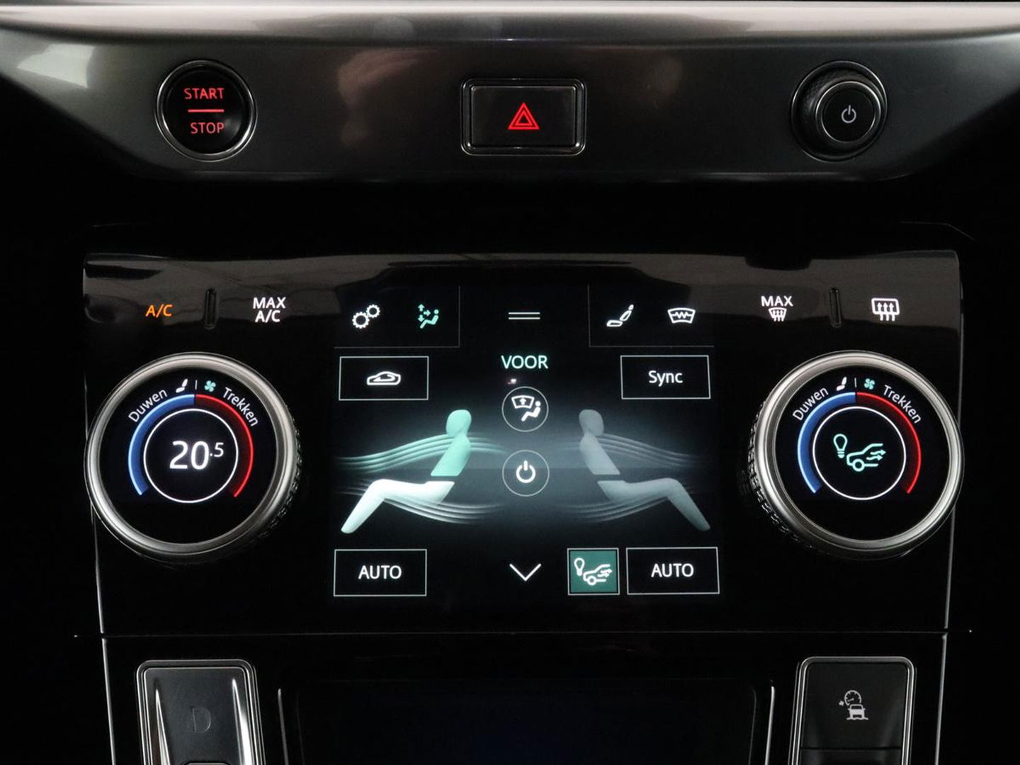 Jaguar I-PACE EV400 HSE 90 kWh | Panoramadak | Head-Up | Luchtvering | 360 Camera | Stoelverwarming | Adaptive cruise | Matrix LED | Carplay | Leder | Meridian Surround | Navigatie | Park Assist