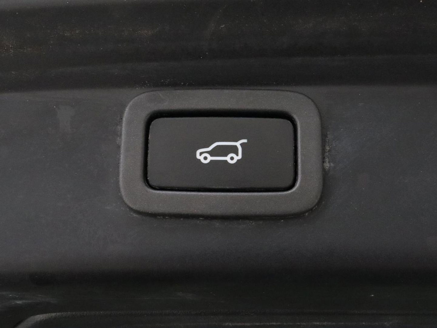 Jaguar I-PACE EV400 HSE 90 kWh | Panoramadak | Head-Up | Luchtvering | 360 Camera | Stoelverwarming | Adaptive cruise | Matrix LED | Carplay | Leder | Meridian Surround | Navigatie | Park Assist