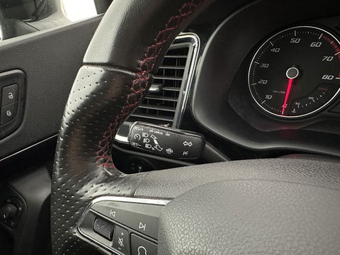 SEAT Ateca 1.5 TSI FR Business Intense (INCL-BTW) *FULL-LED | SPORT-SEATS | NAVI-FULLMAP | LEATHER-MICROFIBRE | CAMERA | KEYLESS | DAB+ | CARPLAY | ECC | PDC | CRUISE | TOWBAR | 18''ALU*