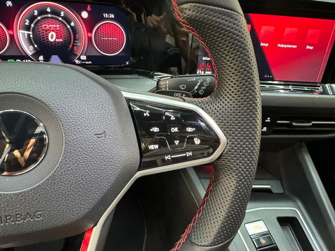 Volkswagen Golf 2.0 TSI GTI Clubsport Pano|IQ|Camera|Sfeer