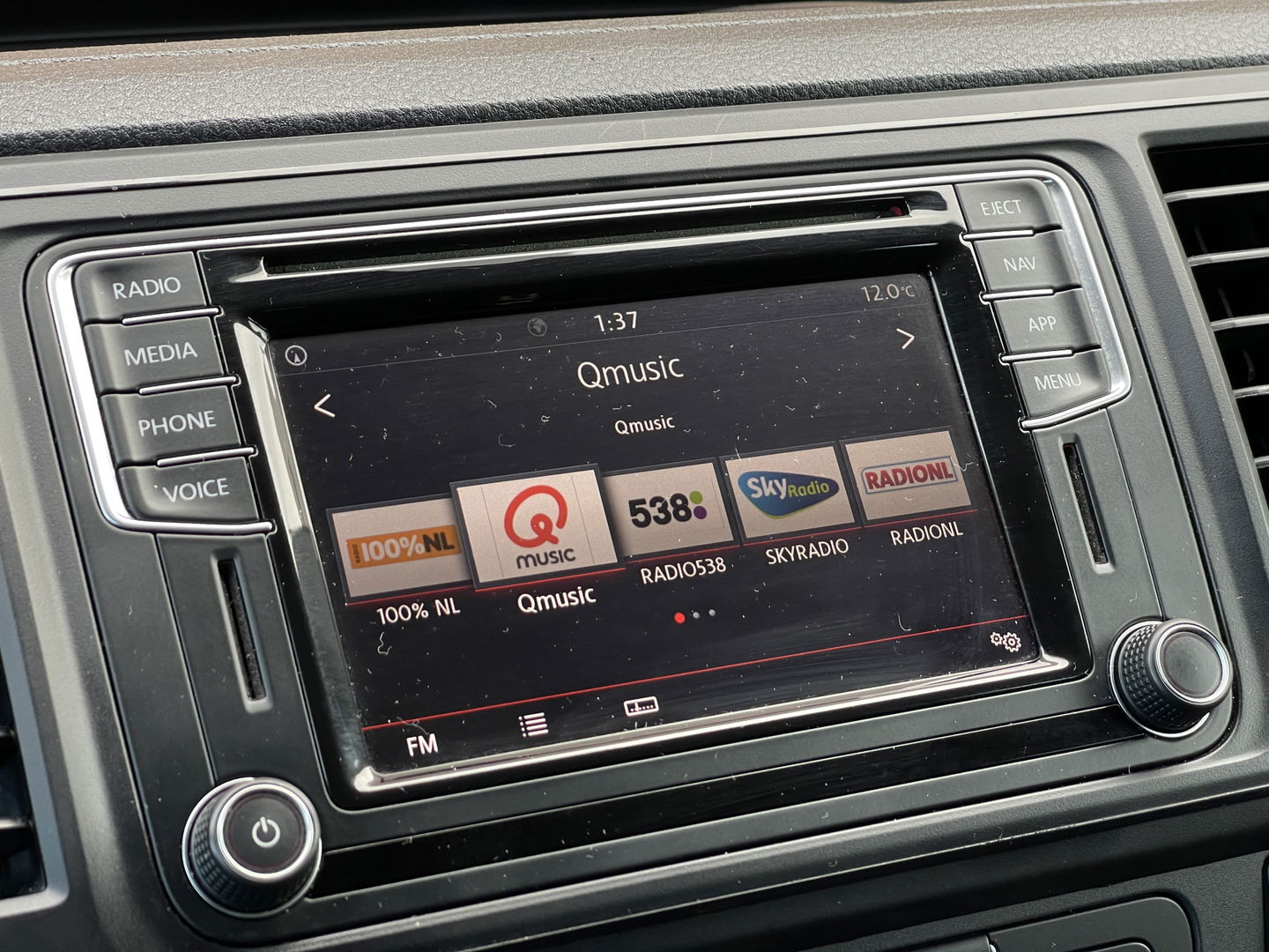 Volkswagen Transporter 2.0 TDI L2H1 DC | Marge! | Pick-up! | 6 Pers. | Trekhaak | Apple Carplay | Cruise Control | Stop&GO | Airconditioning |