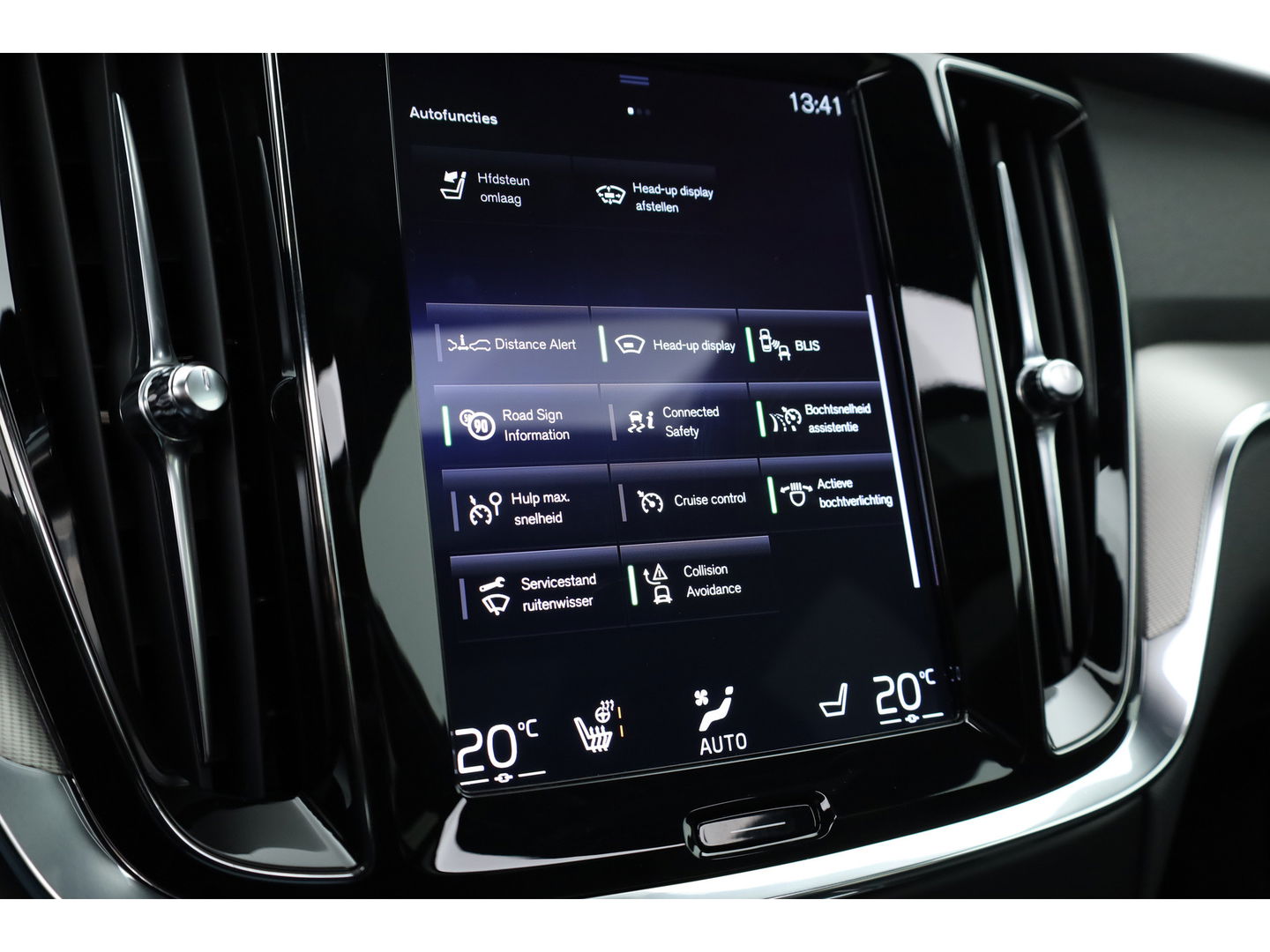 Volvo V60 2.0 T8 390 PK AWD R-Design | Pano-dak | Sportstoelen | HUD | Trekhaak | ACC | Blis | H&K Audio |