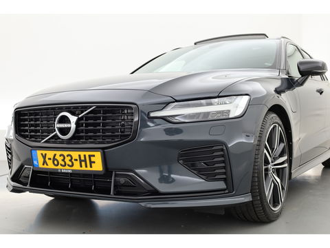 Volvo V60 2.0 T8 390 PK AWD R-Design | Pano-dak | Sportstoelen | HUD | Trekhaak | ACC | Blis | H&K Audio |