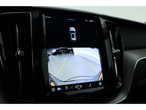 Volvo XC60 T6 Recharge Plus Bright | Pano | Memory seats | 360cam | Leder | 21'' | Harman Kardon