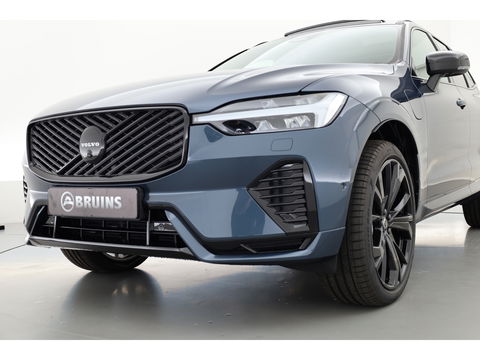 Volvo XC60 2.0 T6 Plug-in hybrid AWD Ultra Black Edition | Facelift | Pano-dak | HUD | H&K Audio | Sportstoelen | ACC | 4x stoel + stuurverw. |
