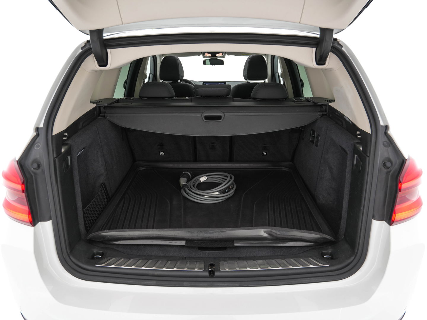 BMW iX3 Executive 80 kWh [ 3-Fase ] { SOH-96% } (INCL.BTW) Aut. *PANO | FULL-LEATHER | ADAPTIVE-CRUISE | FULL-LED | BLIND-SPOT | MEMORY-PACK | DIGI-COCKPIT | HEATED-COMFORTSEATS | CAMERA | DAB+ | NAVI-FULLMAP | 19''ALU*