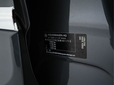 Volkswagen Tiguan 1.4 TSI R-Line Business+ (Plug-in) (INCL-BTW) Aut. *PANO | FULL-LED | ADAPTIVE-CRUISE | DIGI-COCKPIT | HEATED-COMFORTSEATS | NAV-FULLMAP | DAB+ | TOWBAR | PRIVACY-GLASS | ECC | PDC | 19''ALU