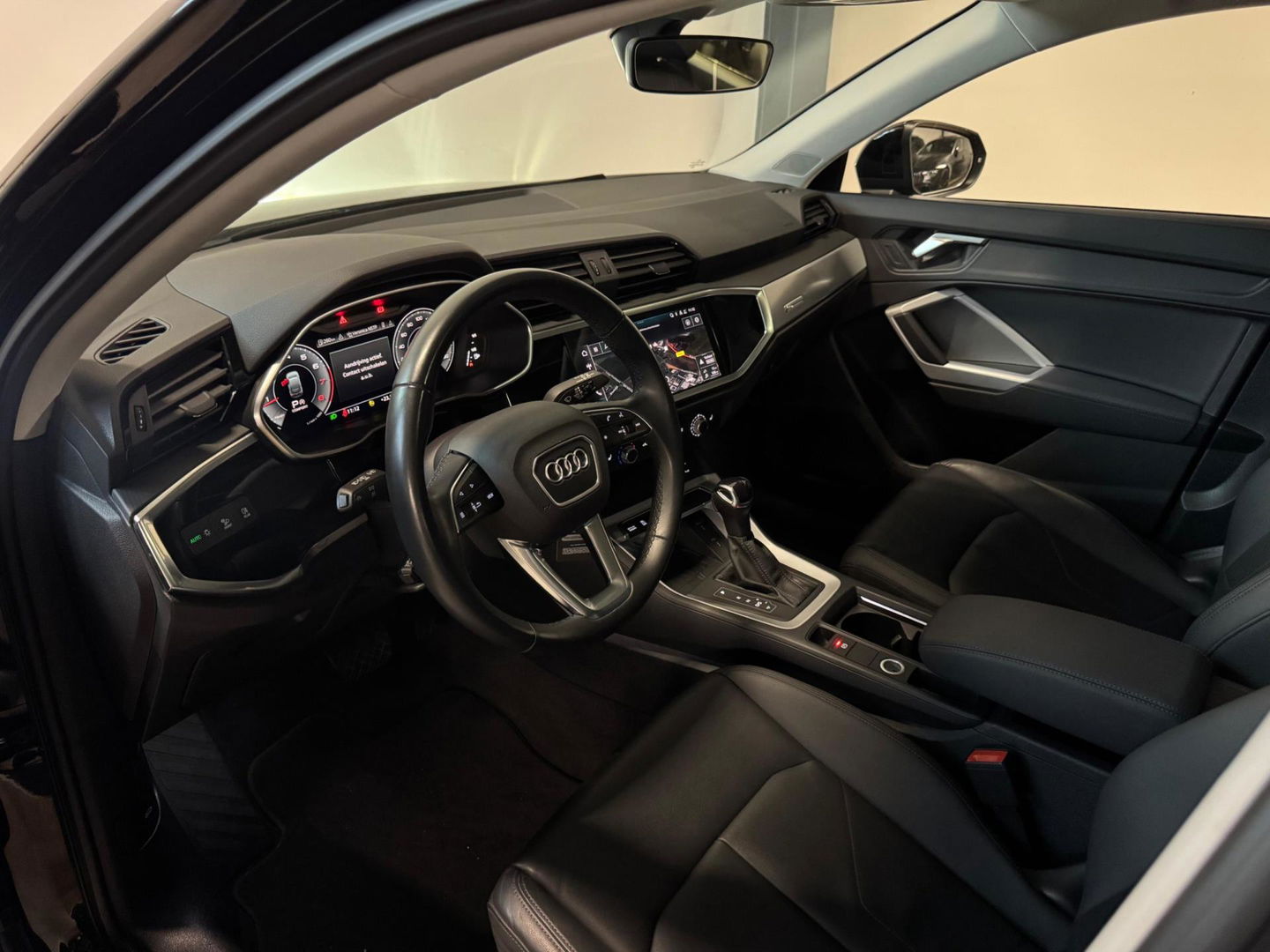 Audi Q3 Sportback 35 TFSI S Edition Competition PANO VOL'