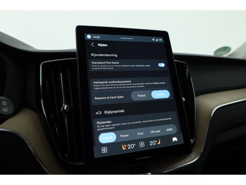 Volvo XC60 2.0 T8 Plug-in hybrid AWD Ultra Dark | Facelift | Forest Lake | Luchtvering | Massage | Bowers & Wilkins |