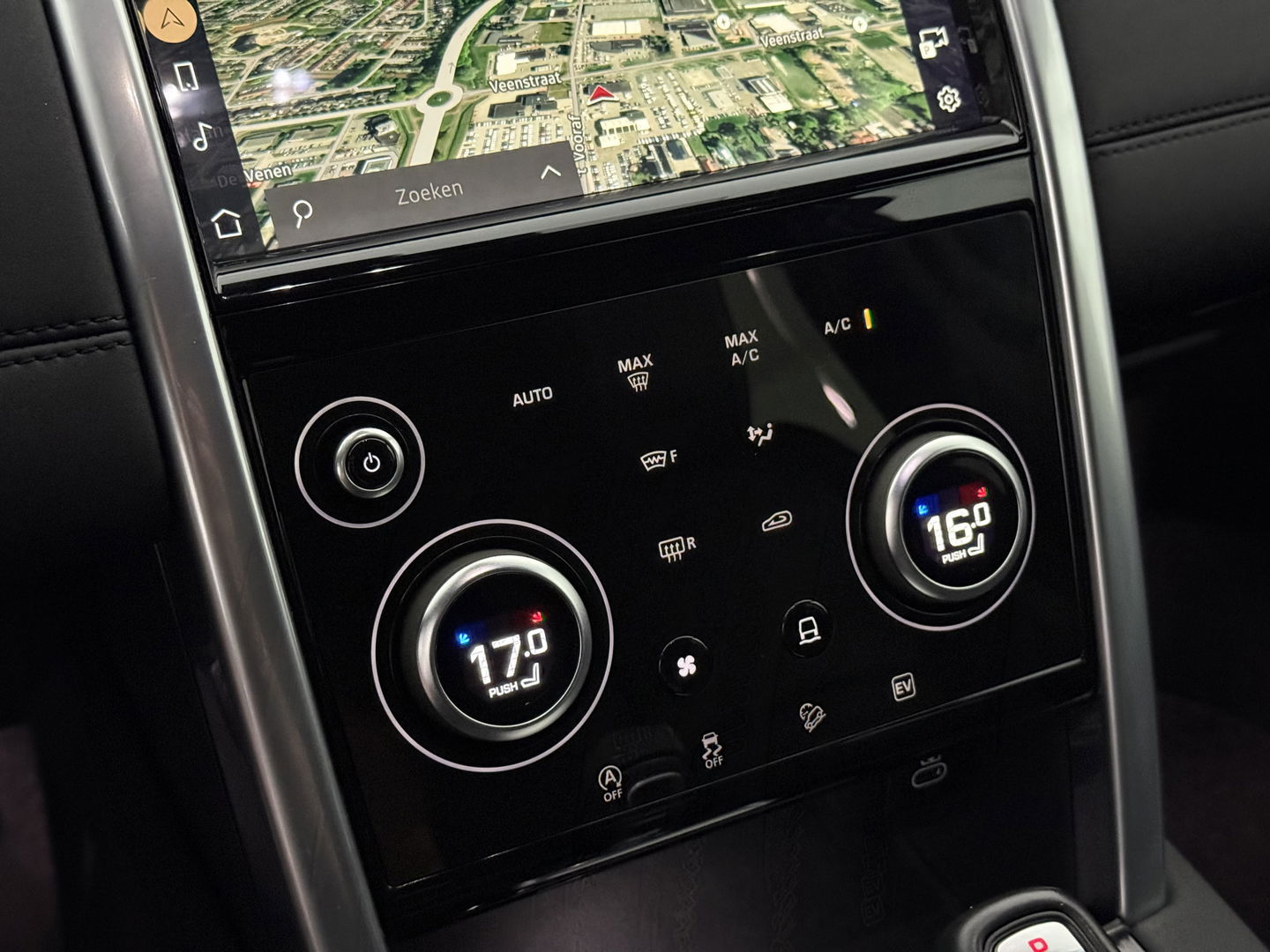 Land Rover Discovery Sport P300e 1.5 R-Dynamic HSE | Pano | Memory | 360° | Virtual | Trekh. | Carplay | Leder