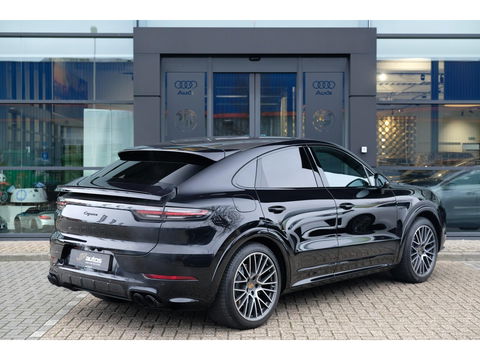 Porsche Cayenne Coupé 3.0 E-Hybrid 462pk *BTW* 4-wielsturing Bose Lightweight Package Carbon pakket NLauto