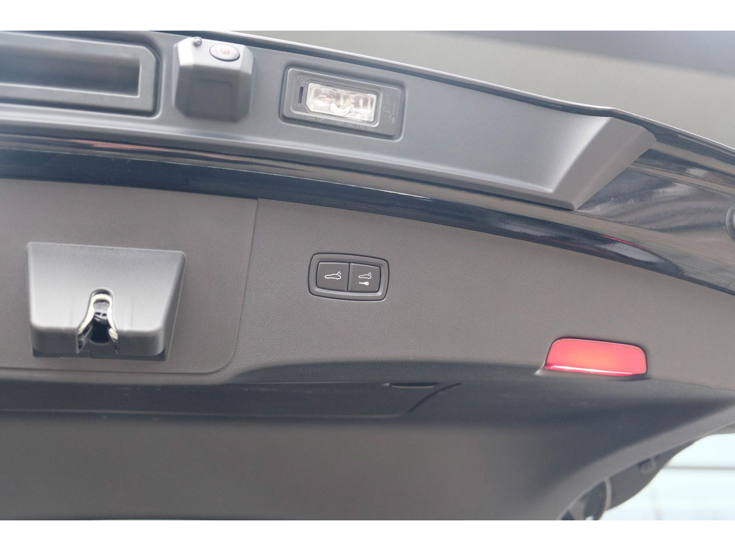 Porsche Cayenne Coupé 3.0 E-Hybrid 462pk *BTW* 4-wielsturing Bose Lightweight Package Carbon pakket NLauto