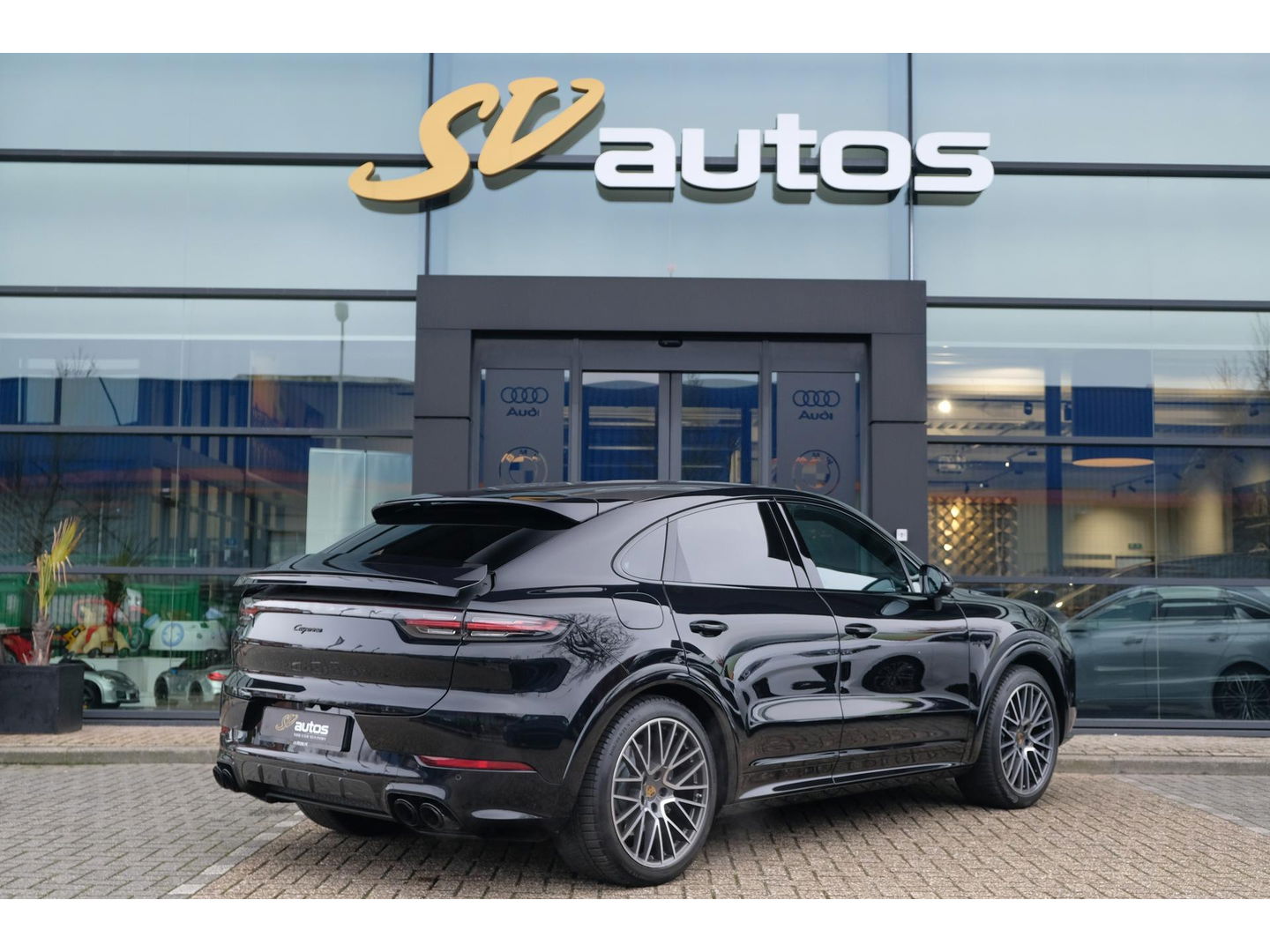 Porsche Cayenne Coupé 3.0 E-Hybrid 462pk *BTW* 4-wielsturing Bose Lightweight Package Carbon pakket NLauto