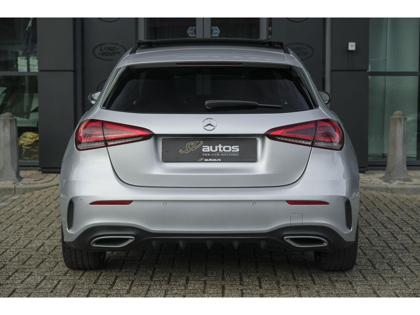Mercedes-Benz A-Klasse A220 AMG 190pk Panoramadak Widescreen Night pakket 19" LMV Sfeerverlichting