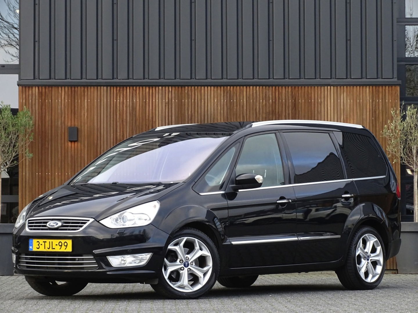 Ford Galaxy 1.6 SCTi 161PK / Platinum Edit. / NAP / 7 Pers / pano *NAP*