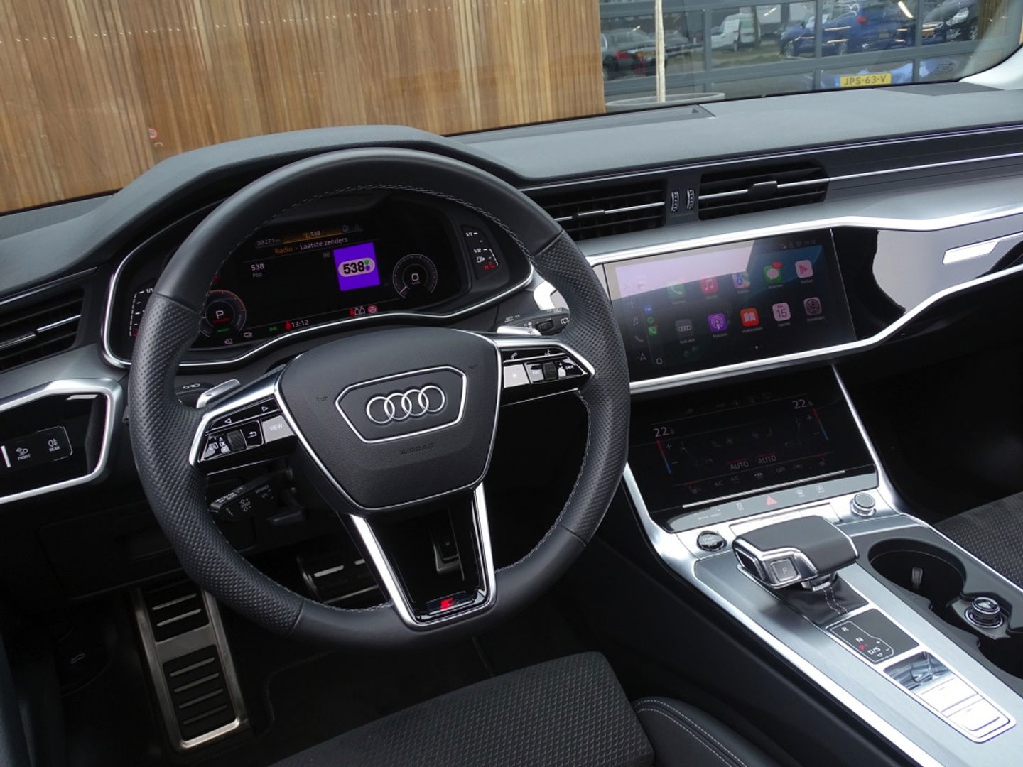 Audi A6 Avant 55 TFSI e 367PK Quattro Comp. / S-ed / 360° / B&O / LED