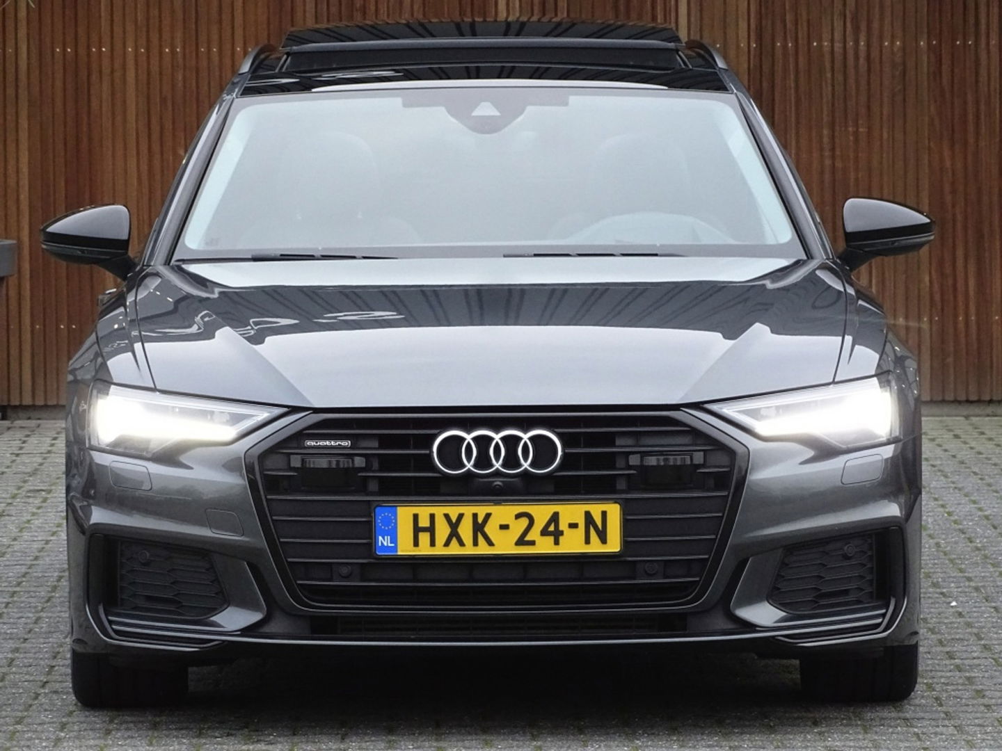 Audi A6 Avant 55 TFSI e 367PK Quattro Comp. / S-ed / 360° / B&O / LED
