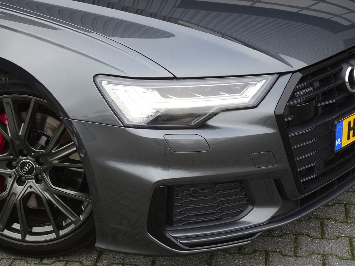 Audi A6 Avant 55 TFSI e 367PK Quattro Comp. / S-ed / 360° / B&O / LED